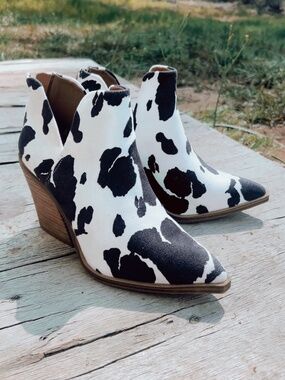 Cow print western booties 7.5